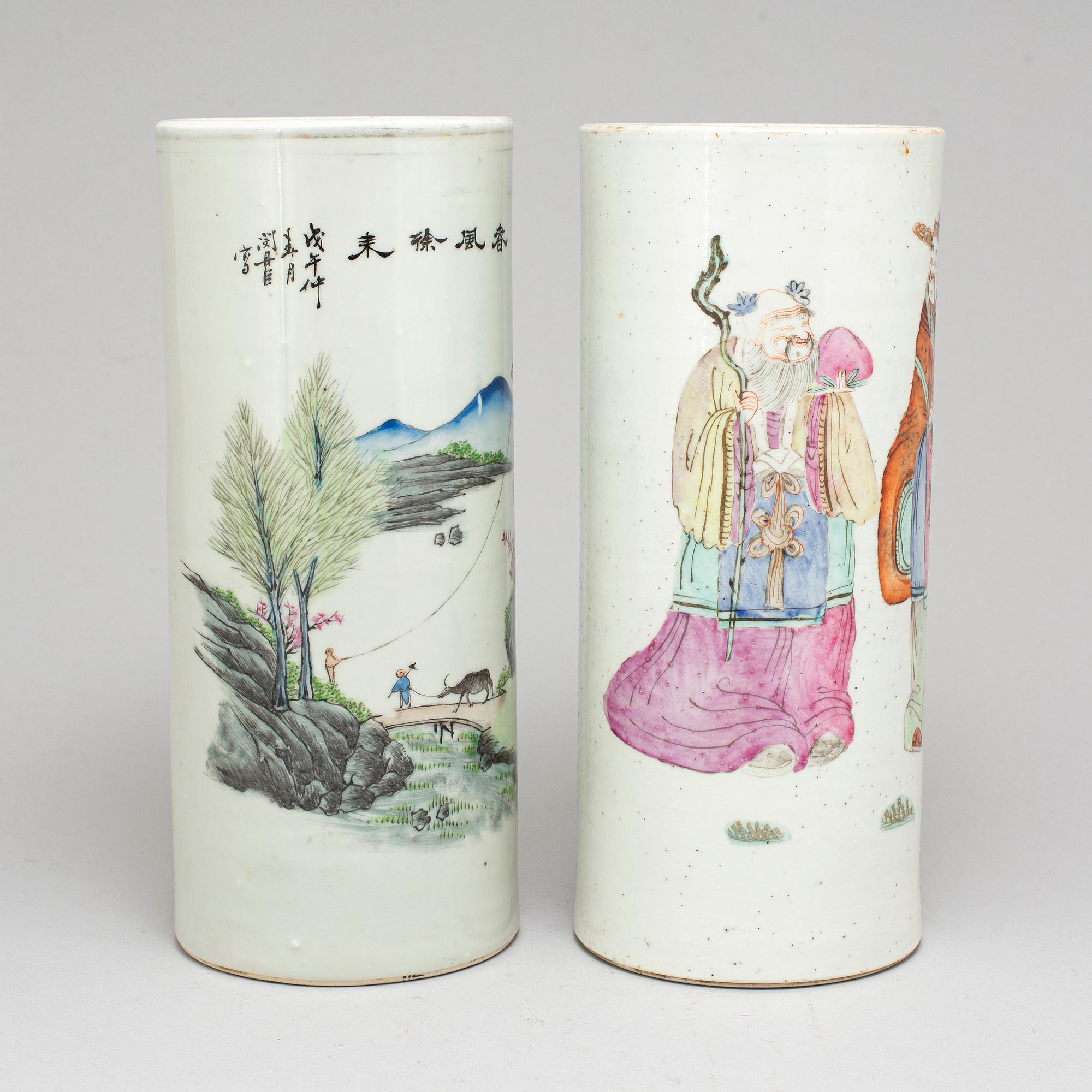 Two Chinese famille rose porcelain hat stands, early 20th century.