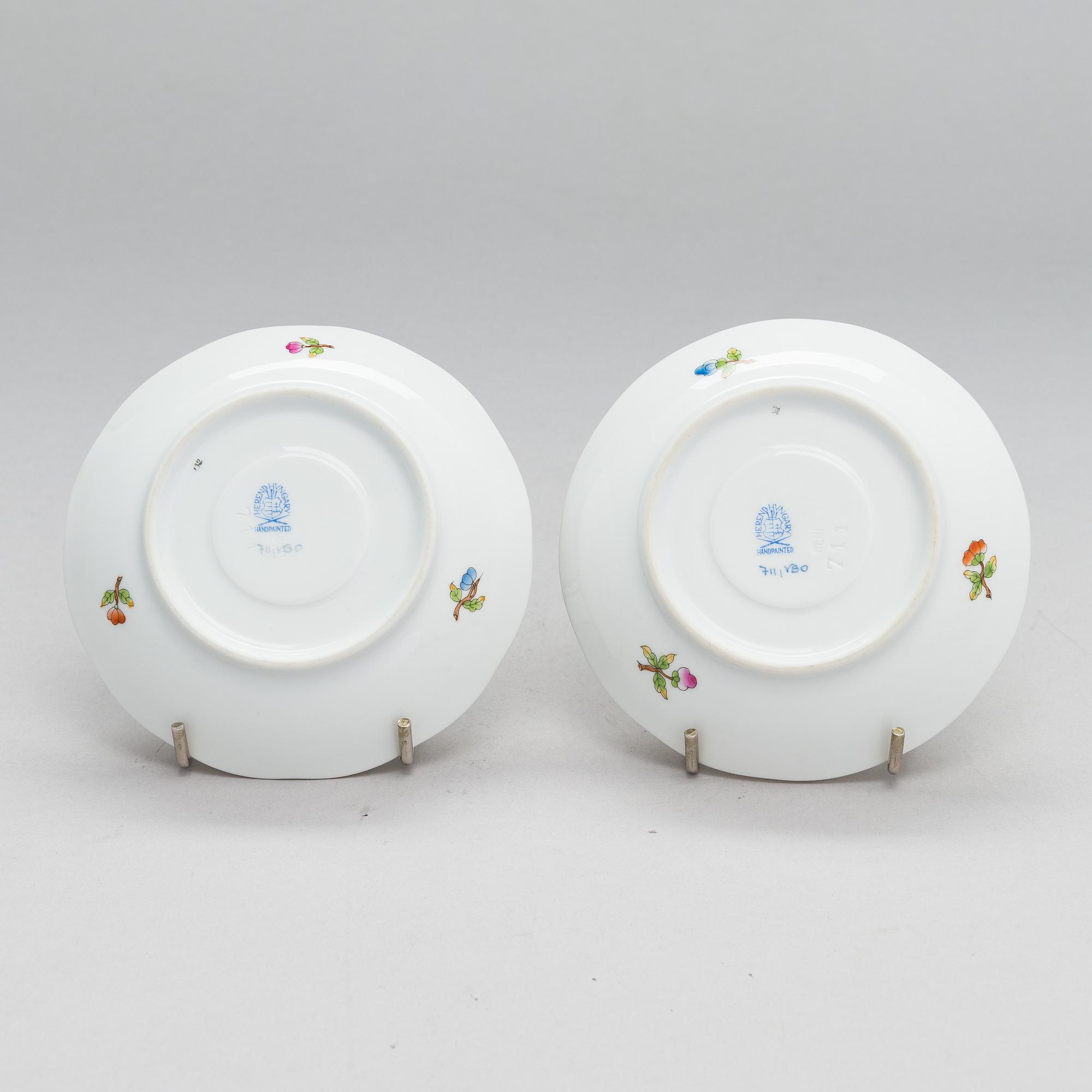 A Herend Queen Victoria VBO porcelain coffee set and two trinket boxes, totally 19 pieces, Hungary.