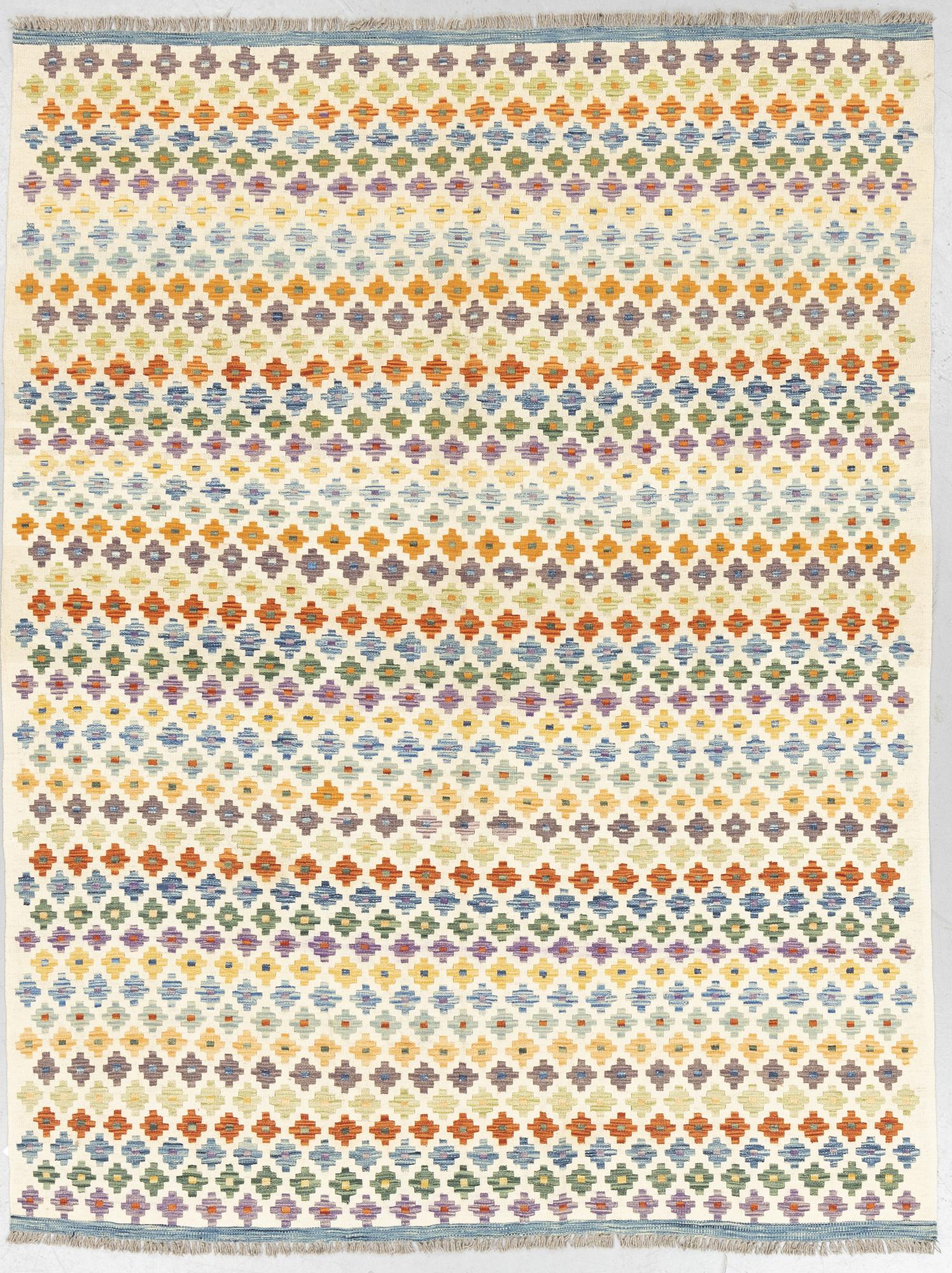 Matta, kelim, ca 241 x 183 cm.