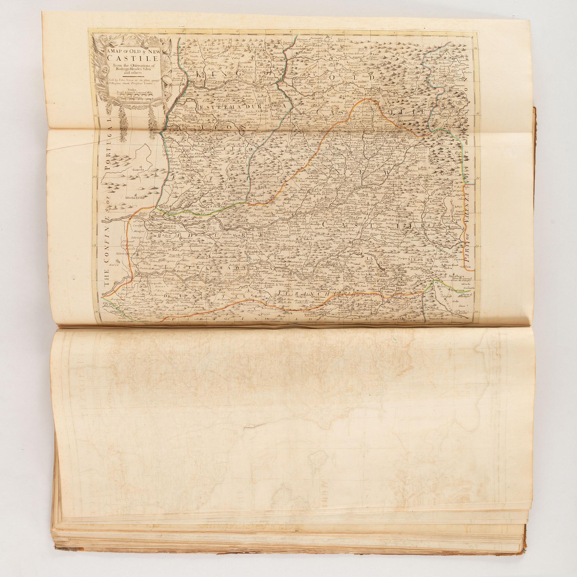 Atlas with 32 engraved maps.