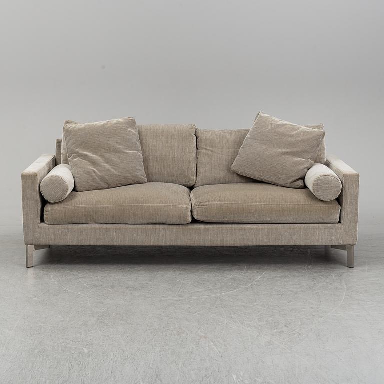 JENS JUUL EILERSEN, 'Lift' sofa.