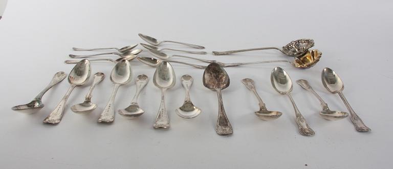 SKEDAR MM, 21 delar, silver 1800-tal mm.