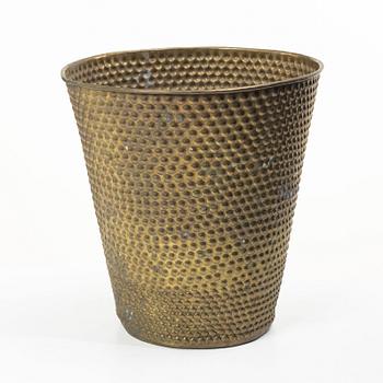 Firma Svenskt Tenn, a 'Hortus' wastepaper basket.