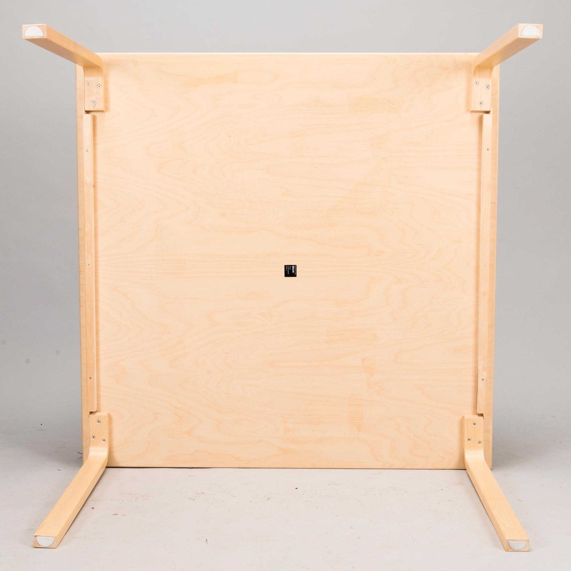 ALVAR AALTO, A model 84 table, Artek, 2008.