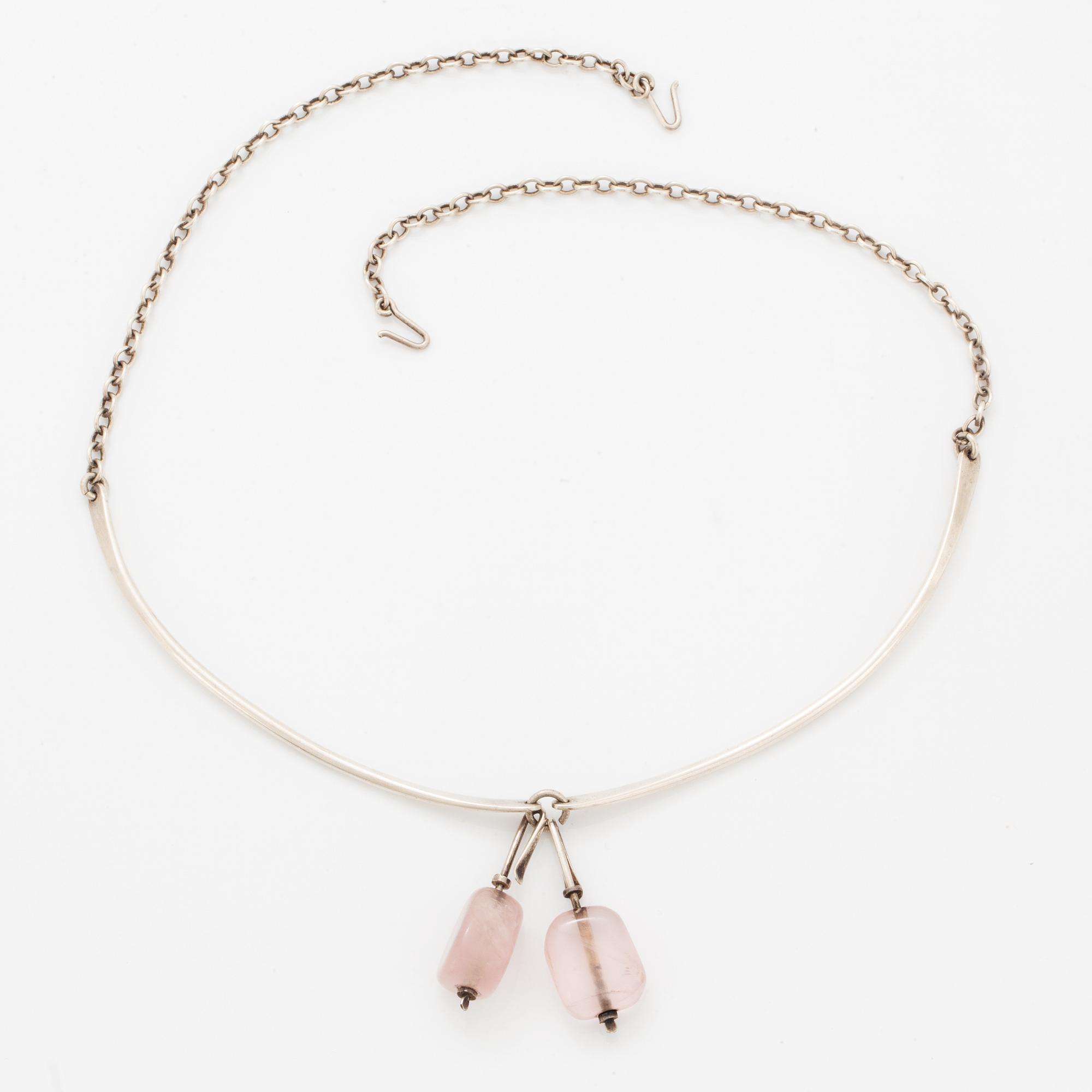 A Borgila silver and rose-quartz necklace.