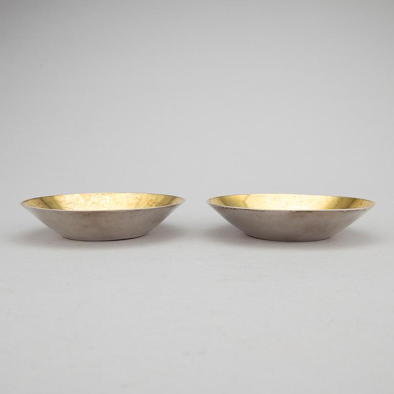 a pair of empire silver bowles by Gustaf Möllenborg, Stockholm, 1839. Weight ca 396.