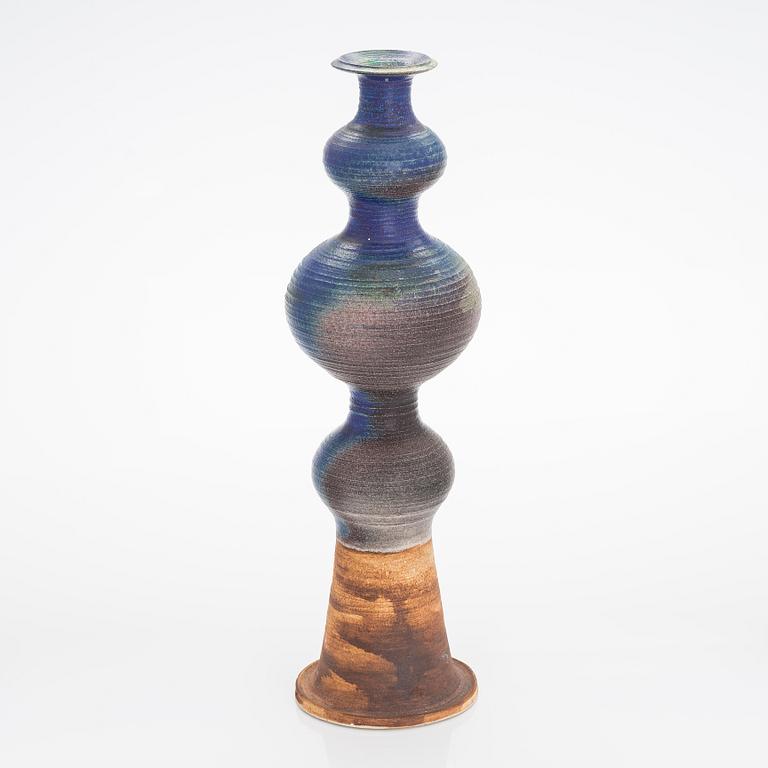 Annikki Hovisaari, a stoneware vase signed Arabia AH.