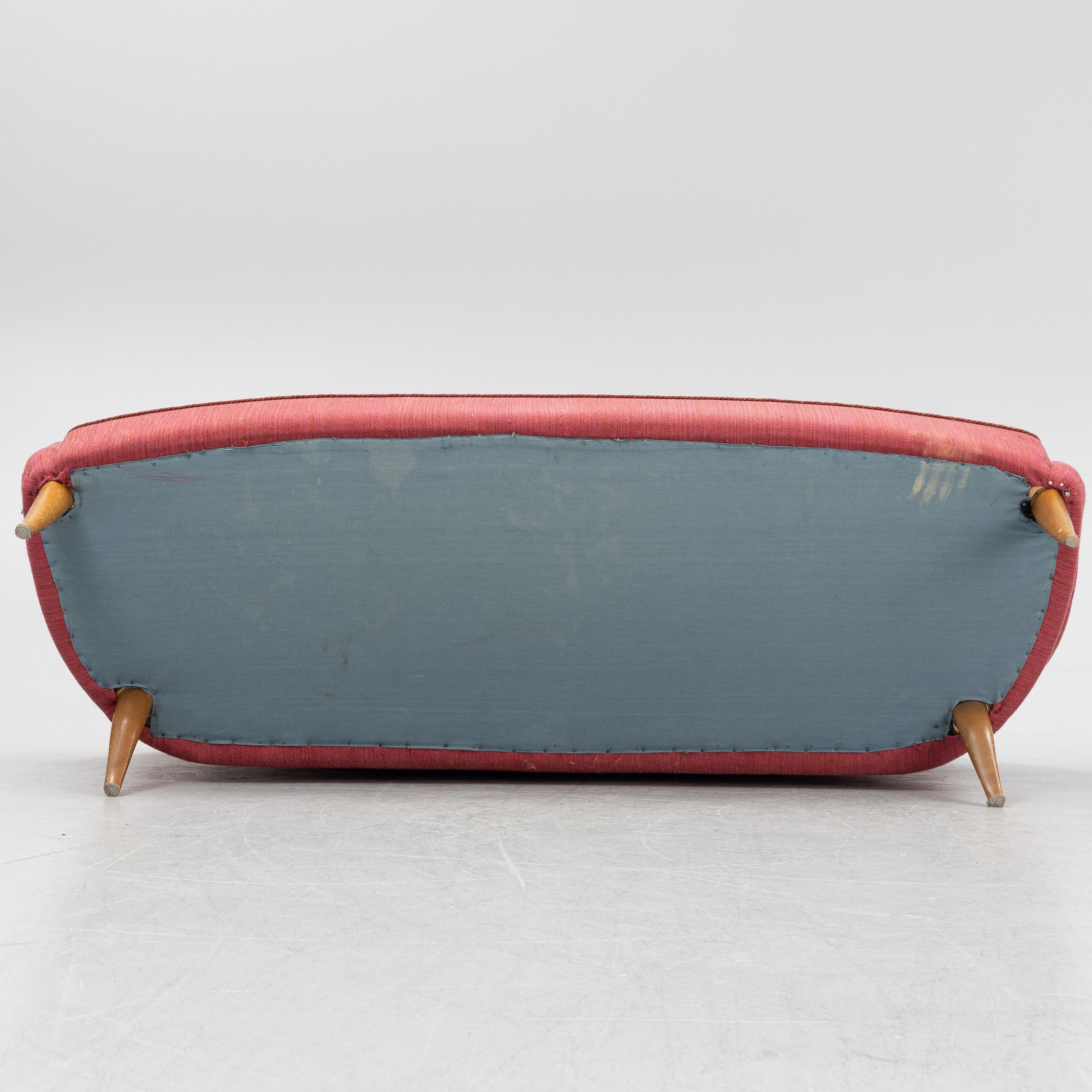 Kerstin Hörlin-Holmquist, a 'Paradiset' sofa, Nordiska Kompaniet.