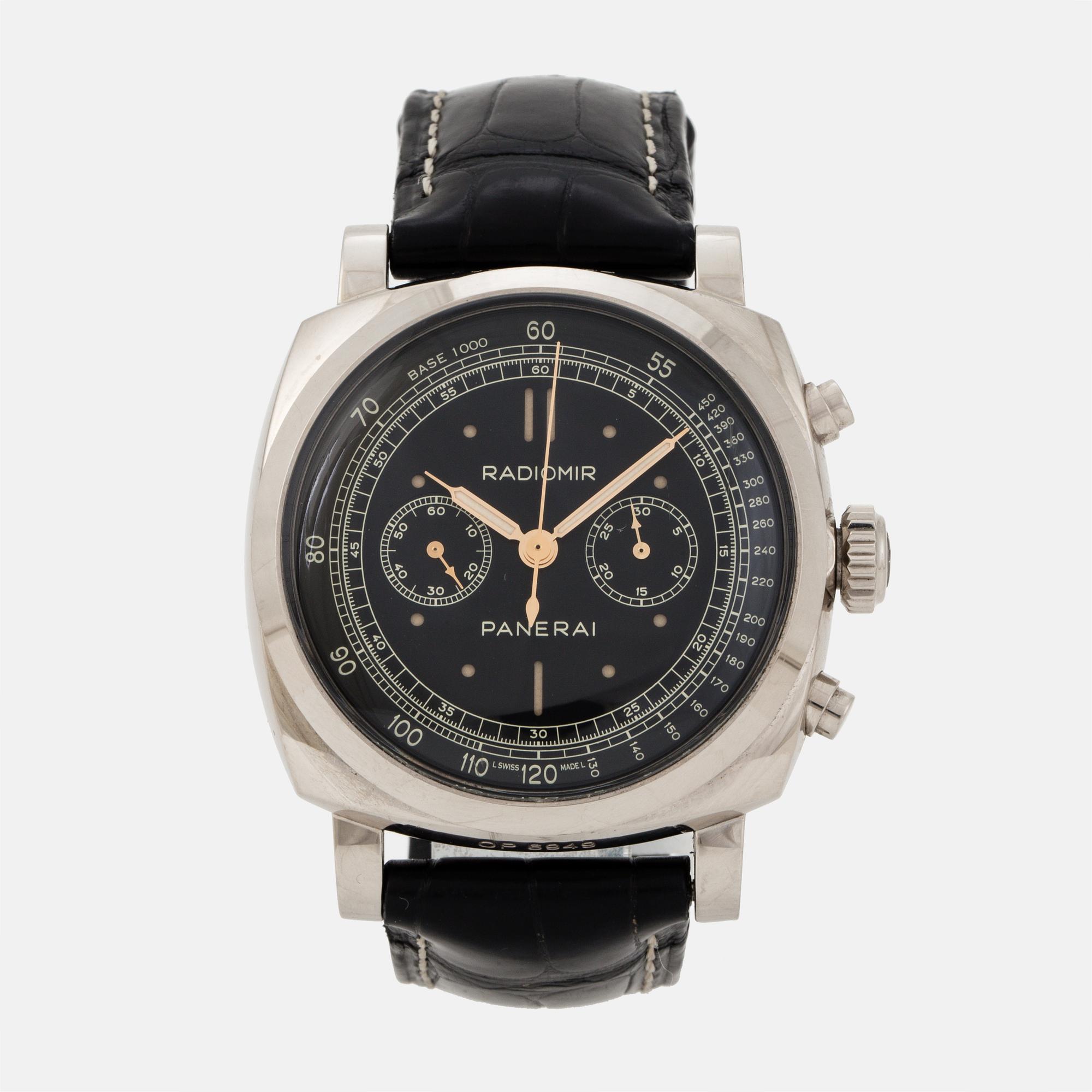 PANERAI, Radiomir 1940, chronograph. Case size: 45 mm 
Material: 18K white gold 
Movement: manu...