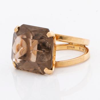 RING 18K gold smoky quartz approx 20 x 15 mm, size 55,5.