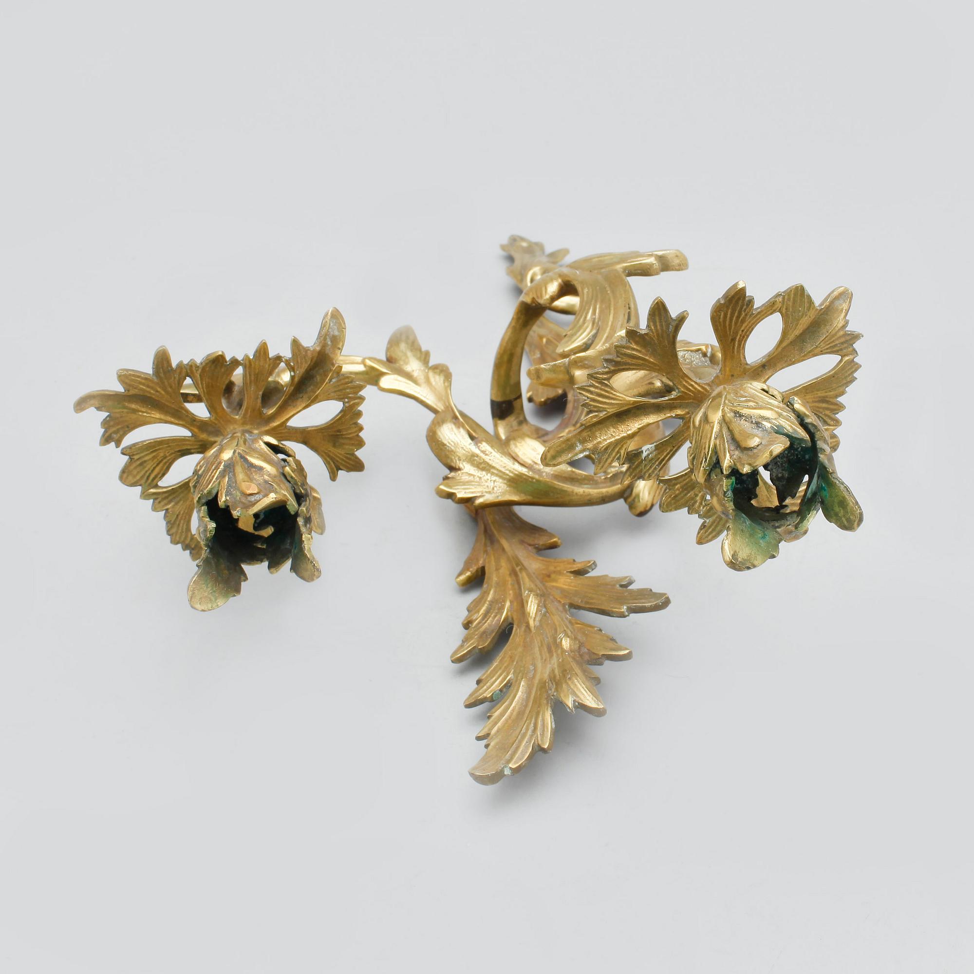 APPLIQUER, ett par, rokokostil, 1800/1900-tal.