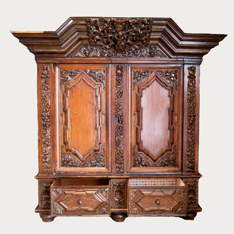 Baroque Style Display Cabinet, 19th Century.