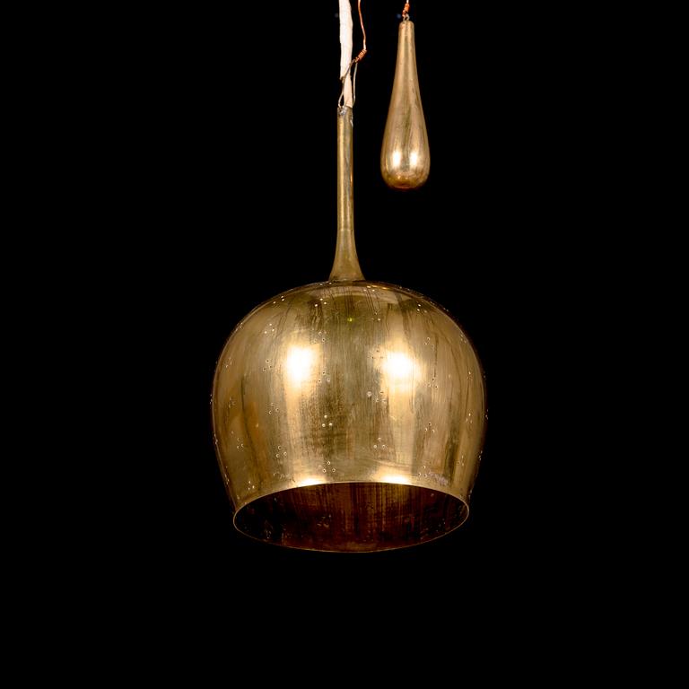 Paavo Tynell, a mid-20th century 'A1957' pendant light for Taito/Idman.