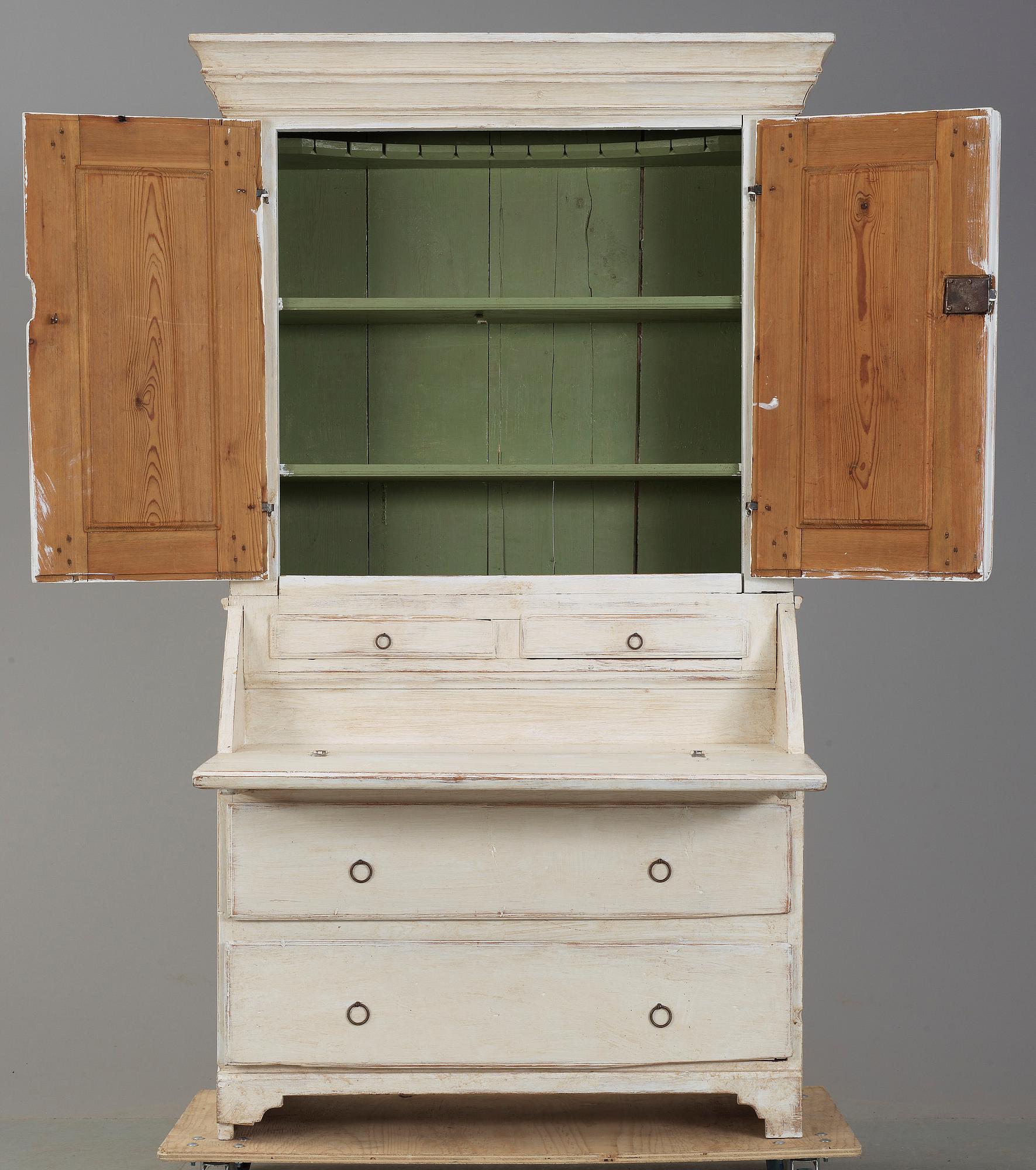 SKRIVSKÅP, 1800-talets första hälft.