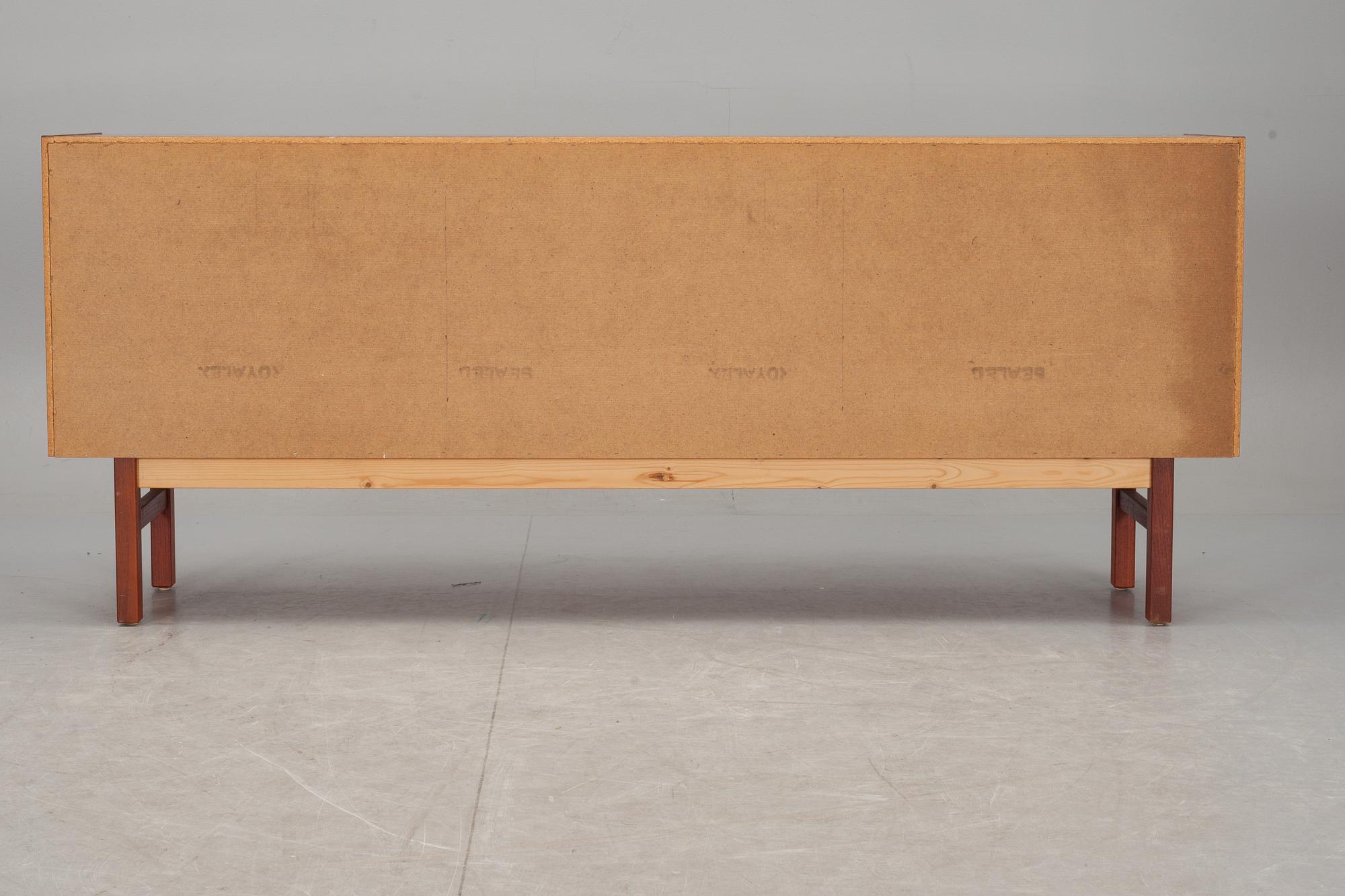 SIDEBOARD, 1900-talets andra hälft.