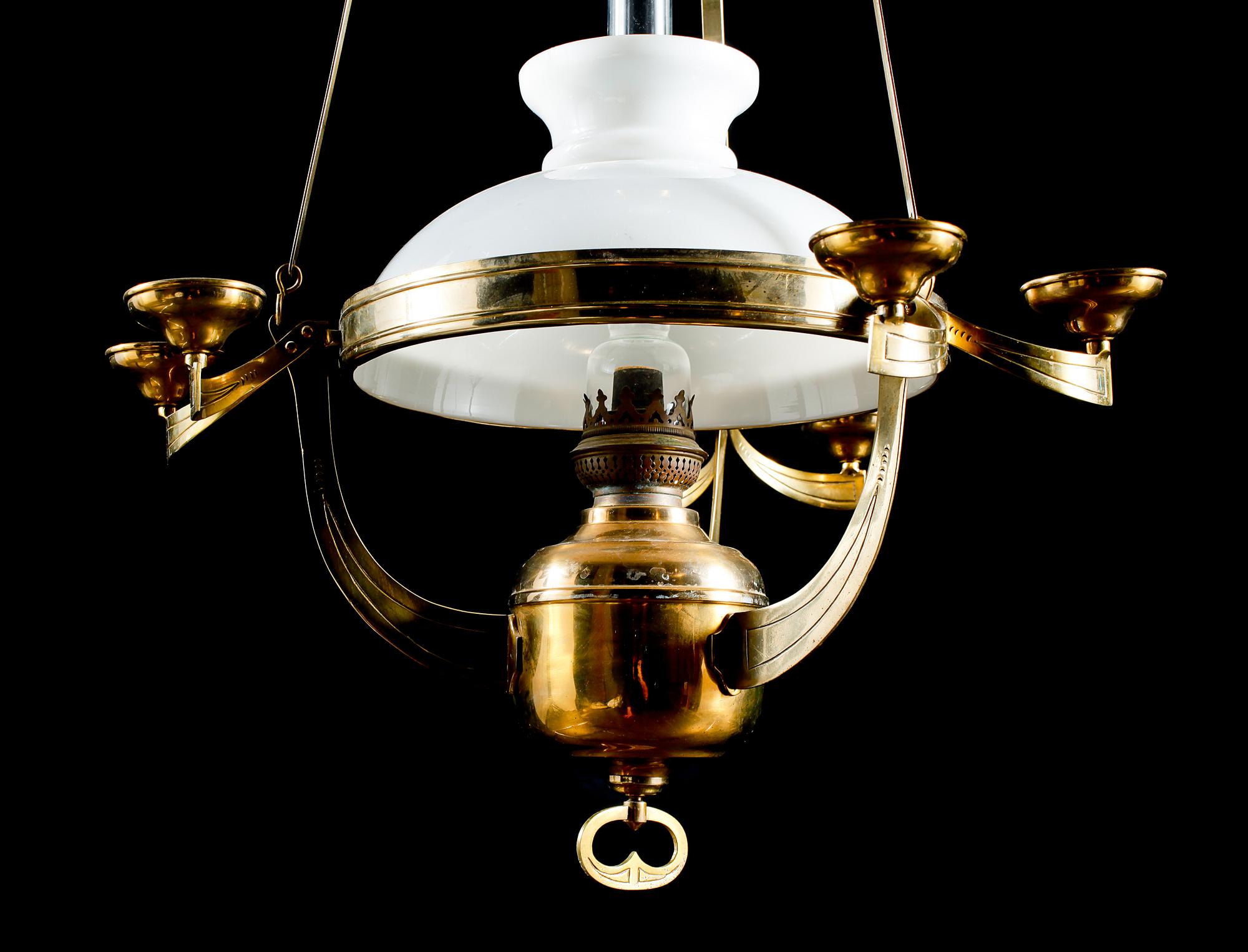 TAKFOTOGENLAMPA, jugend, 1900-talets början, höjd 105 cm.