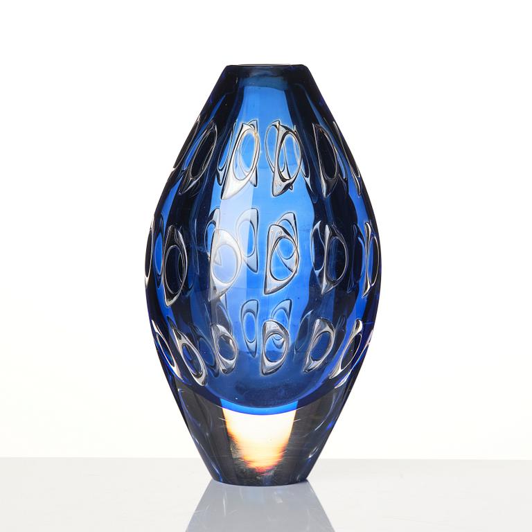 Ingeborg Lundin, a vase, Ariel, Orrefors, 1961.
