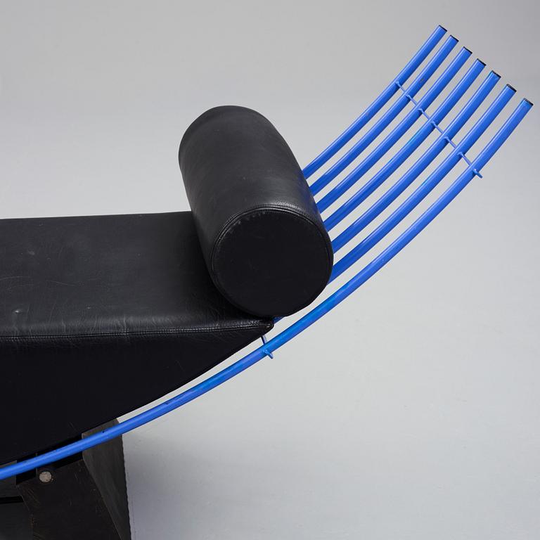 Jonas Bohlin, a 'Concav' chaise longue, Källemo, Sweden ca 1985.