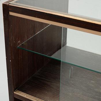 A mid 20th century cupboard.