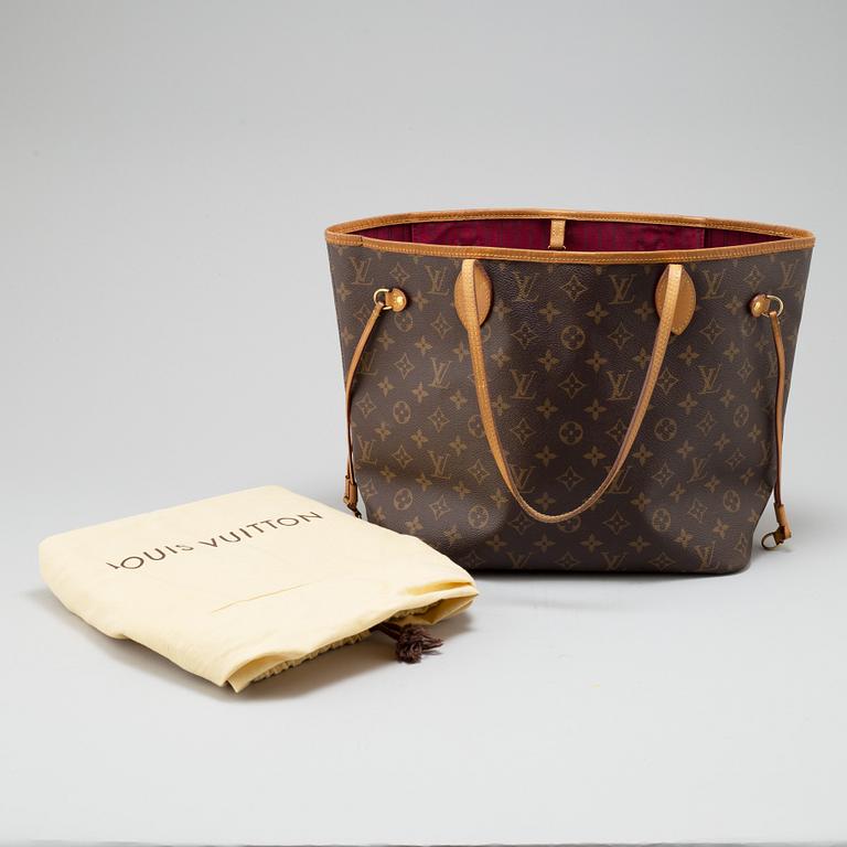 LOUIS VUITTON, a 'Neverfull MM" bag.