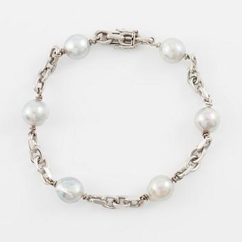 Armband, Hellström & Åhrling, 18K vitguld och odlade pärlor.