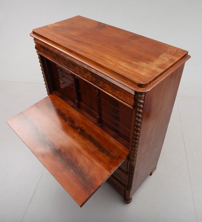 CHIFFONJÉ, senempire, 1800-talets mitt.