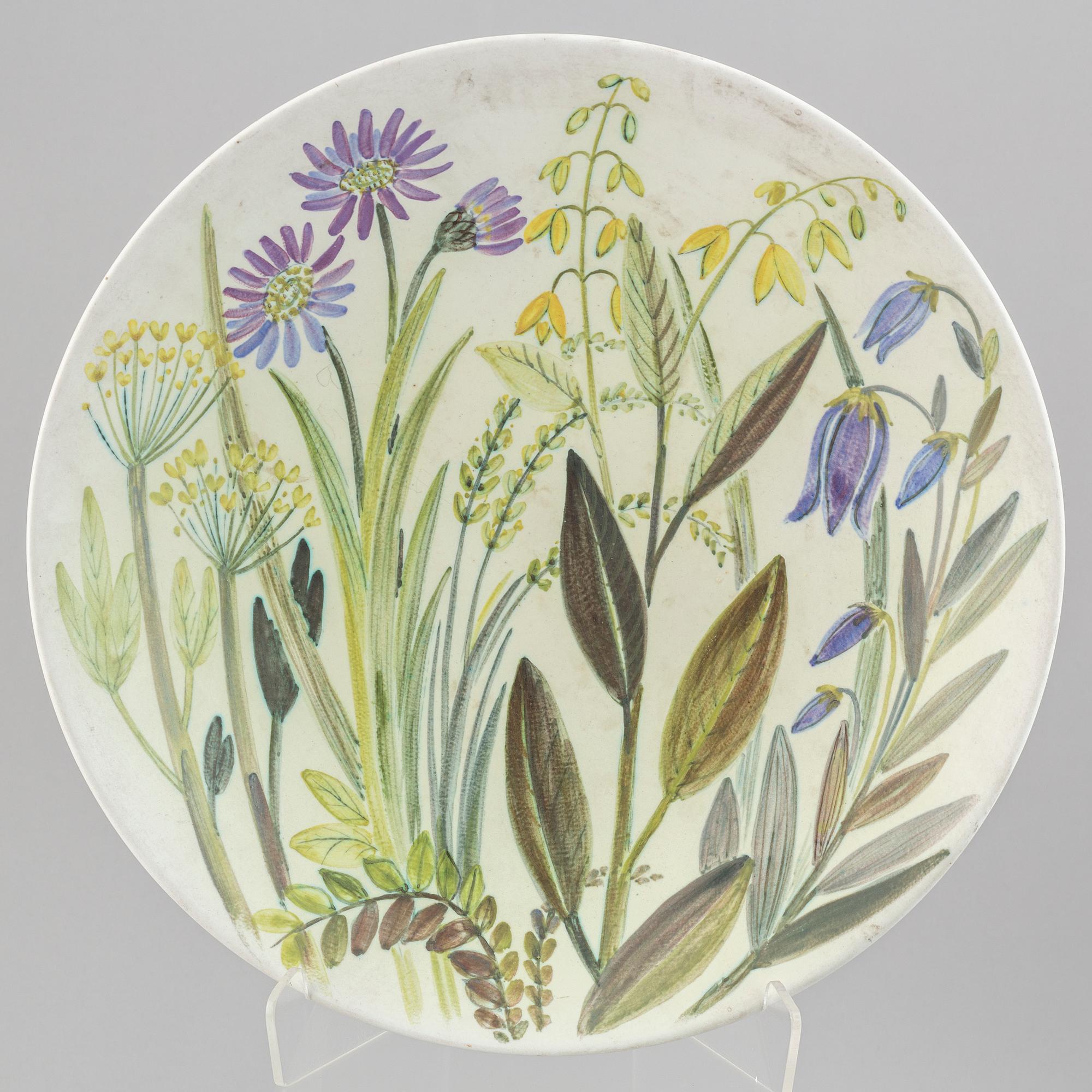 RÖRSTRAND, a set of 4 stoneware dishes, Carl-Harry Stålhane, Oskar Dahl, Sylvia Leuchovius, Sweden mid 20th century.