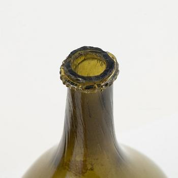 Two glass bottles, 18th/19th Century.