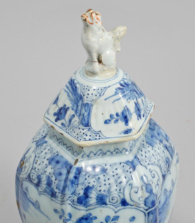 LOCKURNA, fajans, Delft, 1700-tal.