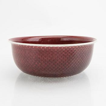 Signe Persson-Melin, a "Chwss" bowl for Boda Nova sample.