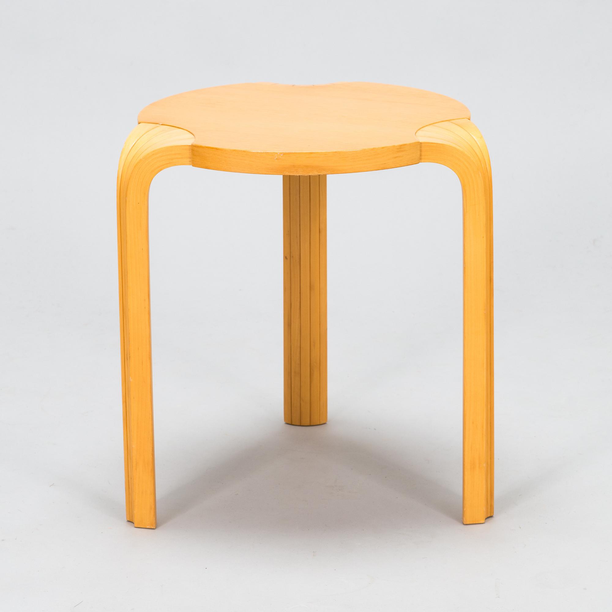 Alvar Aalto, pall, modell X600. Artek 1900-talets slut.