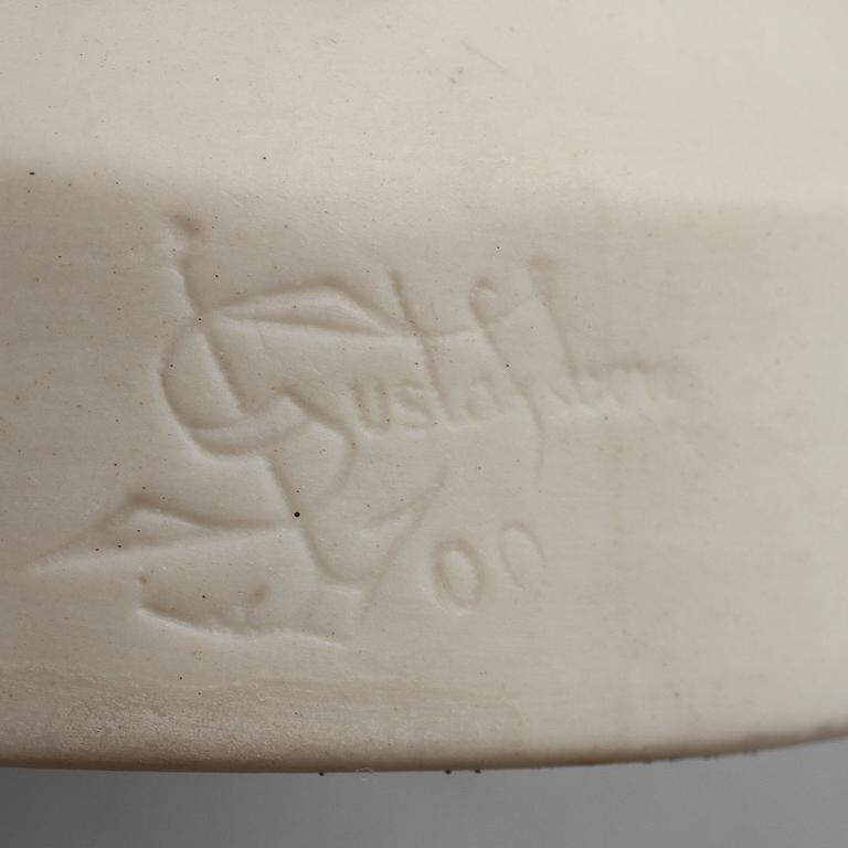 FIGURINER, 2 st, parian, Gustafsberg, 1900-talets första del.
