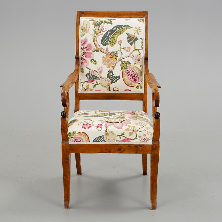 KARMSTOL, senempire, omkring 1800-talet mitt.