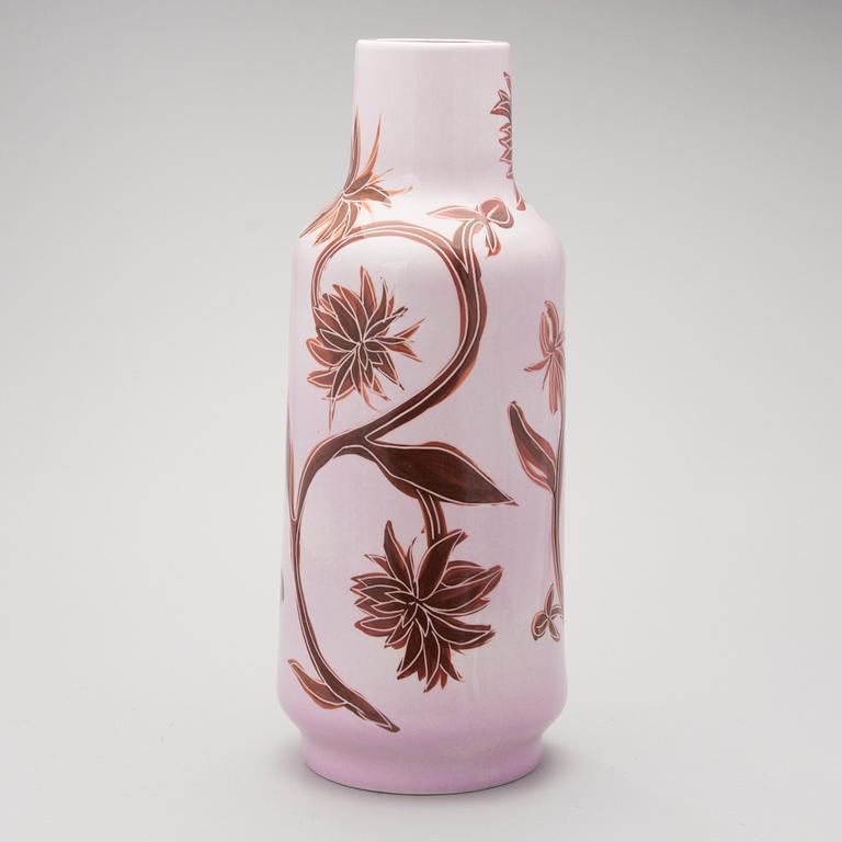 A porcelain vase signed Heini Riitahuhta 2005.