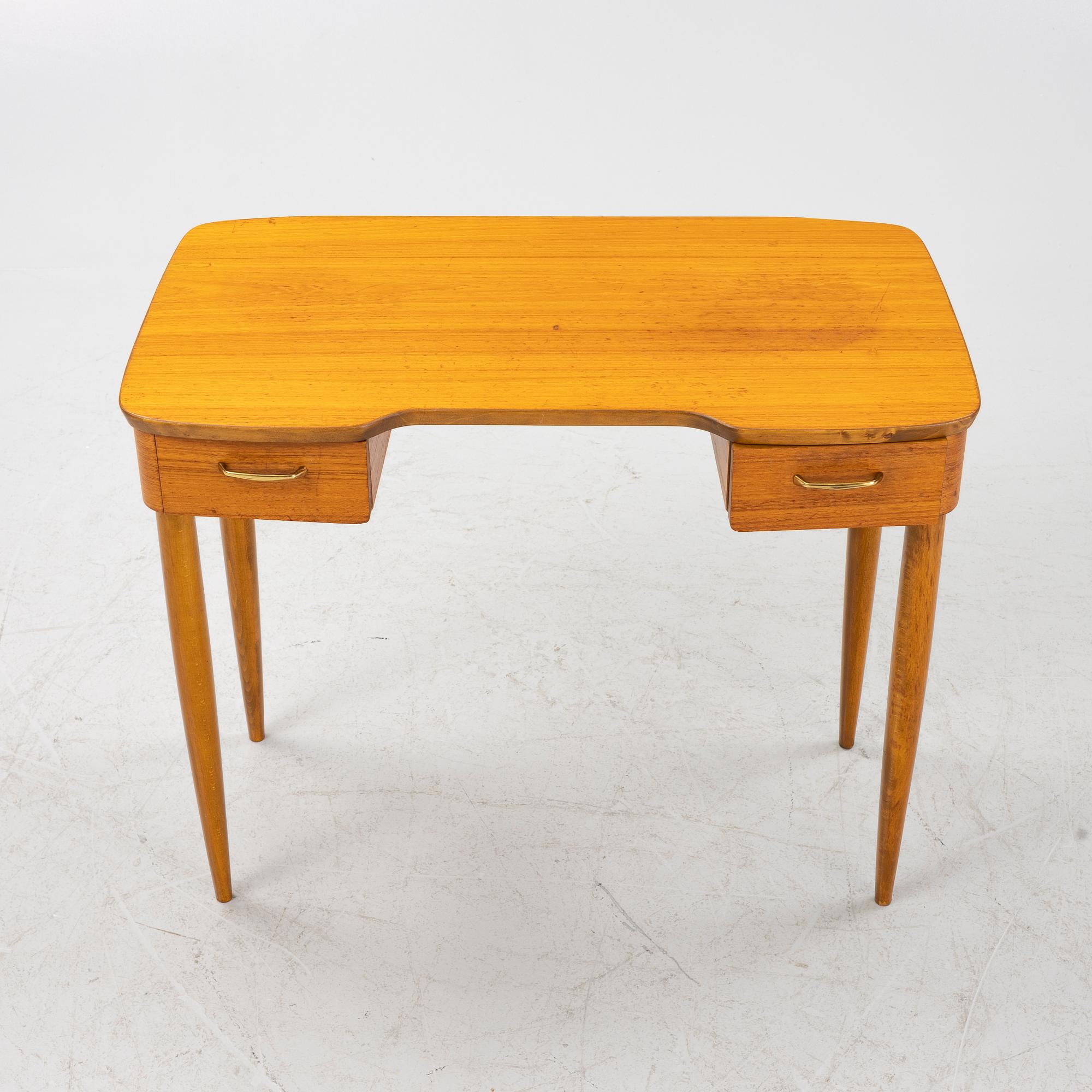 A dressing table, mid 20th Century.