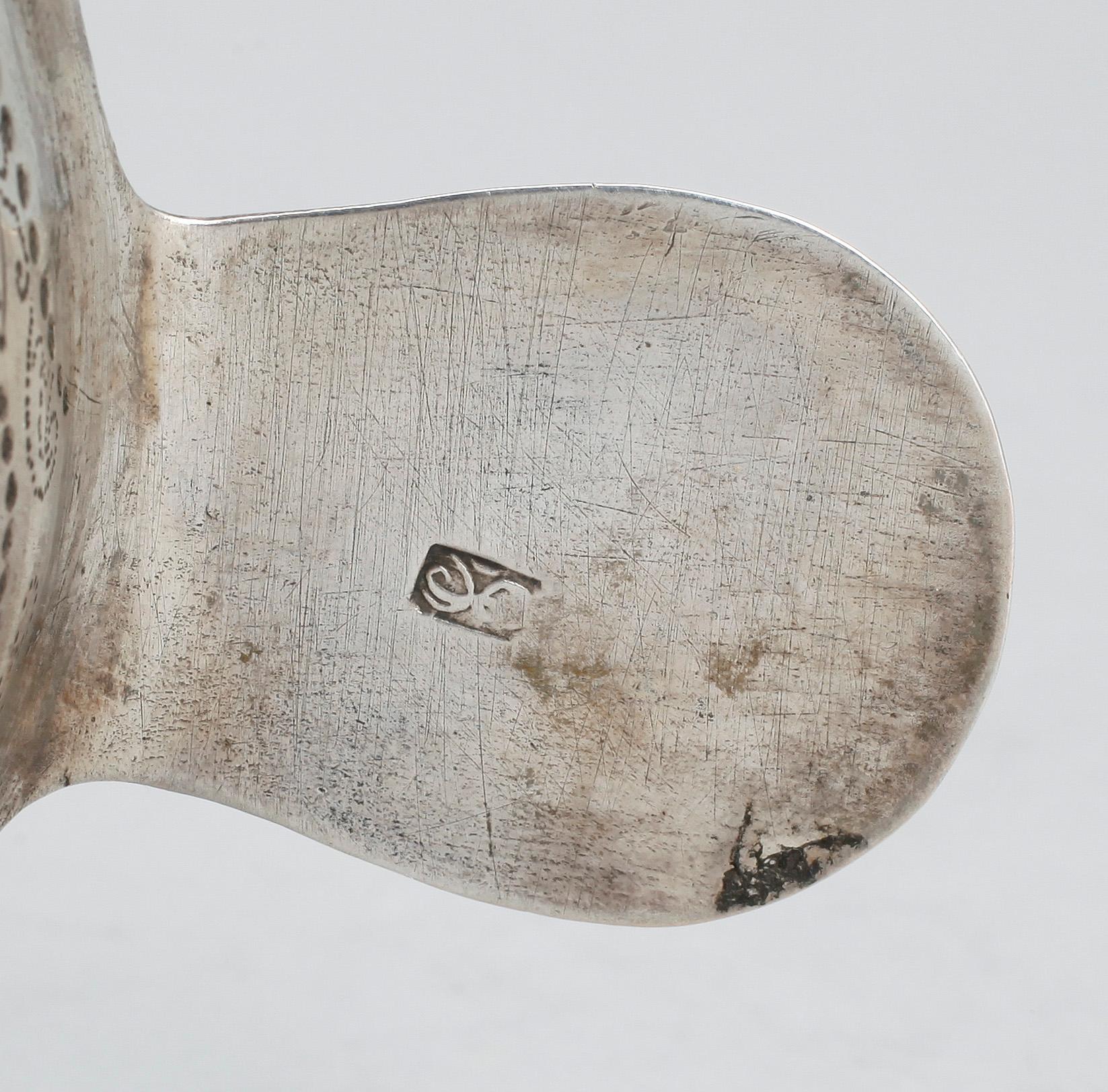 KÅSA, silver, dat 1819, med otydlig stämpel. Tot vikt 66 gram.