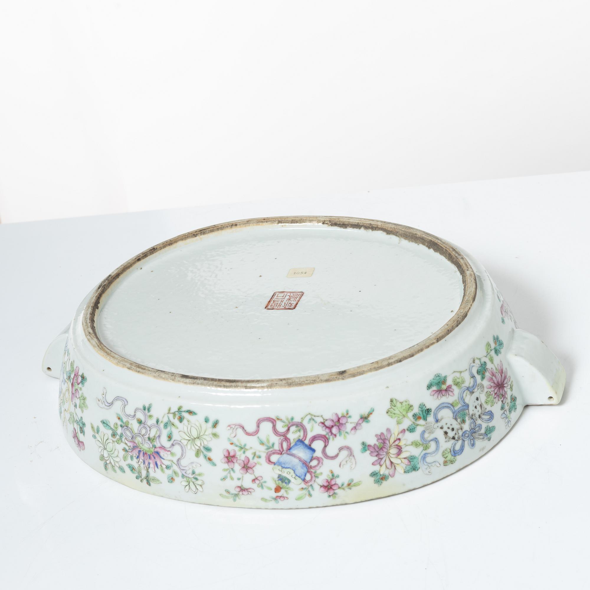 Värmefat, porslin, Kina, Qingdynastin, 1800-tal.