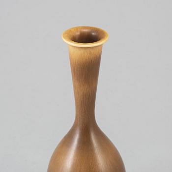 BERNDT FRIBERG, a stoneware vase, Gustavsberg studio, Sweden 1962.