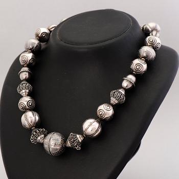 HALSSMYCKE, "Halikon Kääty", silver. Kalevala Koru 1973.