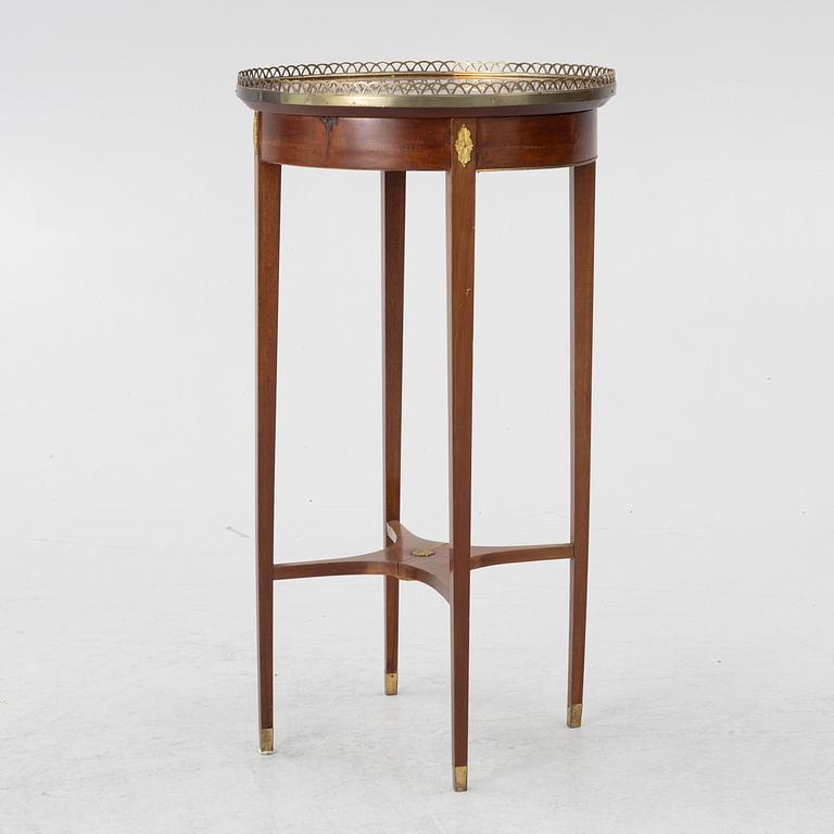 Bord, omkring år 1900, Gustaviansk stil.