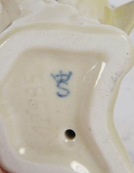 FIGURINER, 8 st, porslin, Herend och Tyskland samt Wien.