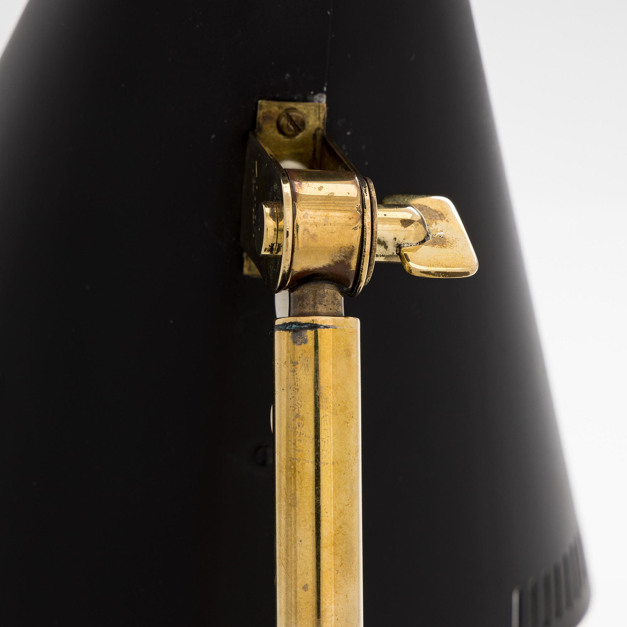 Paavo Tynell, bordslampa, modell 9222, Idman, 1900-talets mitt.