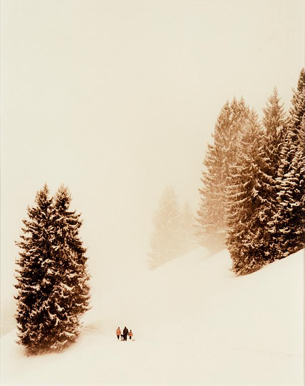 HELENE SCHMITZ, fotografi signerad och daterad 2004 på ramens baksida.