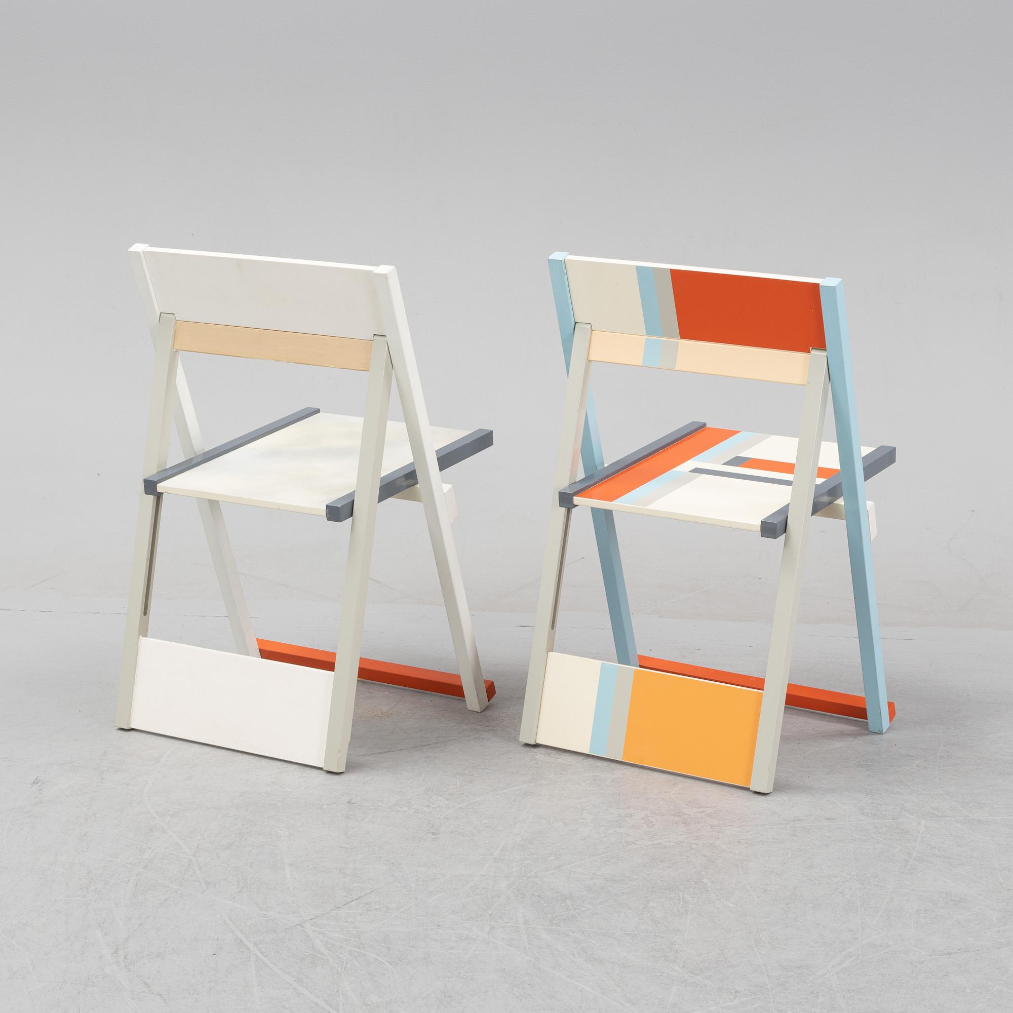 Igor Cronsioe, fällstolar, 2 st, "Sudden Seat", numrerad 83/95, samt HC, Futura Gallery, Stockholm 1983, signerad.