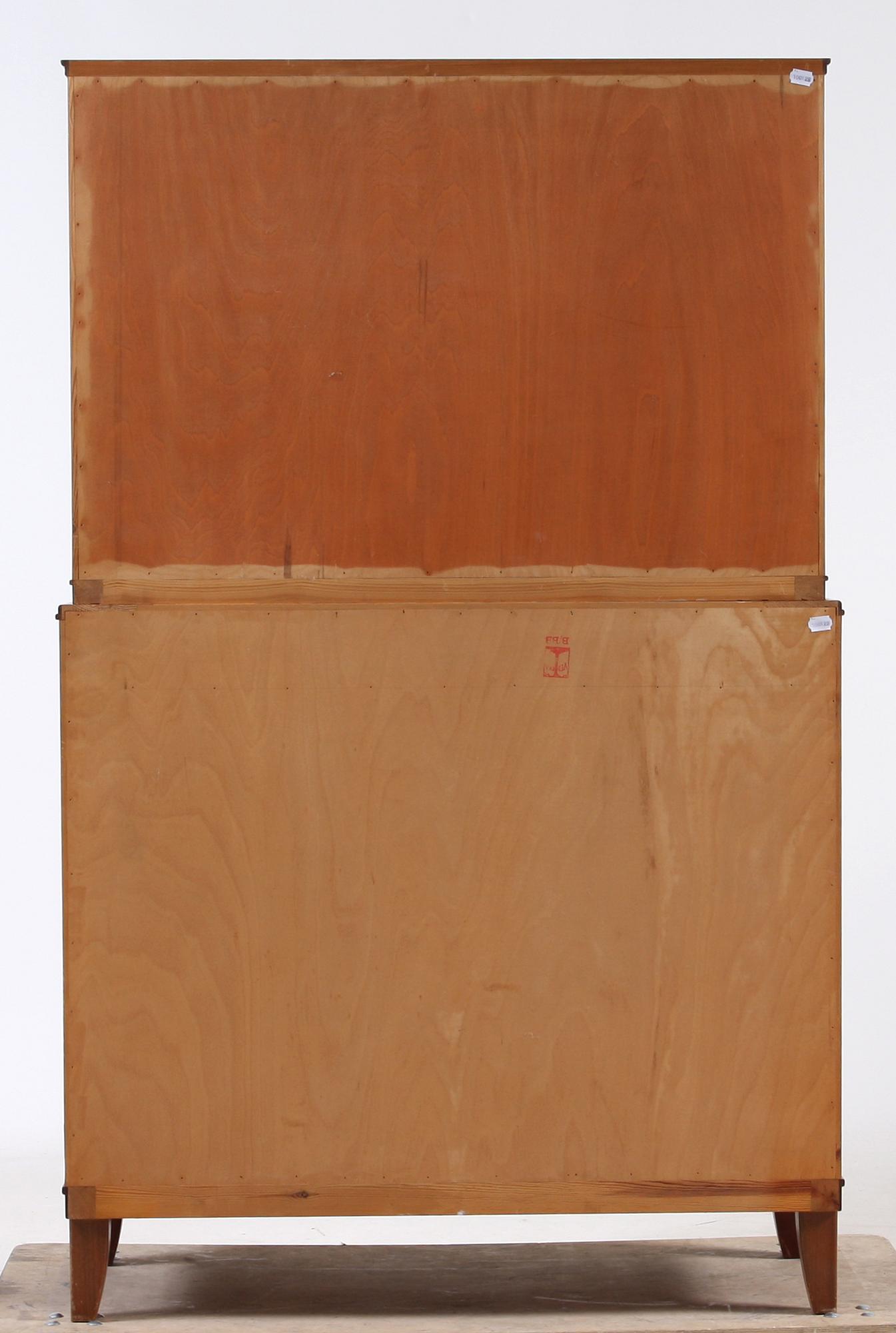 SKÅP, Carl Malmsten, 1940/1950-tal, brickmärkt "AB JO CARLSSONS MÖBELINDUSTRI VETLANDA".