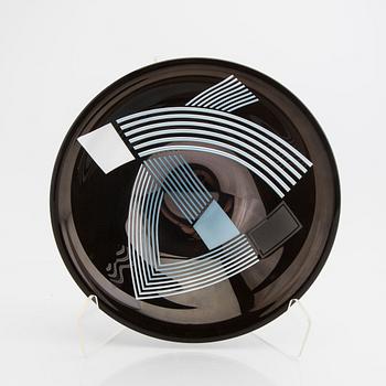 Klas Göran Tinbäck, a glass bowl signed and dated 1988.
