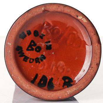 Ewald Dahlskog, a faience vase, Bobergs Fajansfabrik, Gävle, 1930-37, model "D10".