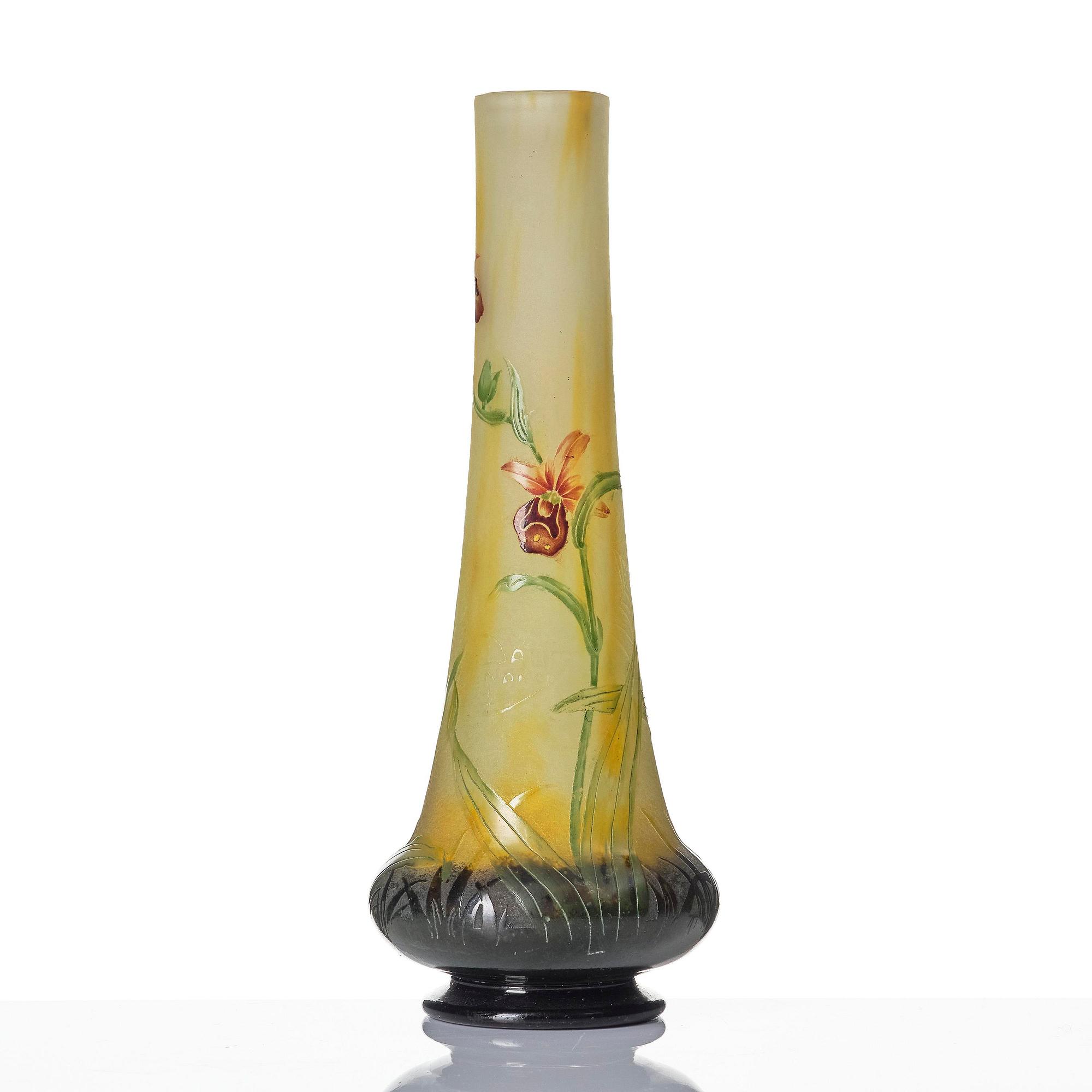 Daum Frères, an Art Nouveau cameo glass vase, Nancy, France.
