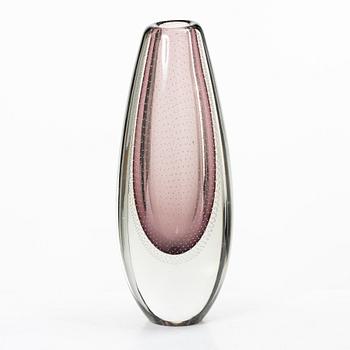 Gunnel Nyman, Vase, "GN 26", Nuutajärvi Notsjö, Finland.