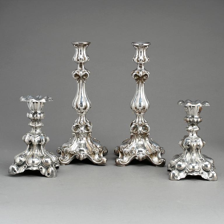 LJUSSTAKAR, 2 par, nysilver, barockstil, bl.a GAB, Stockholm, 1900-tal.